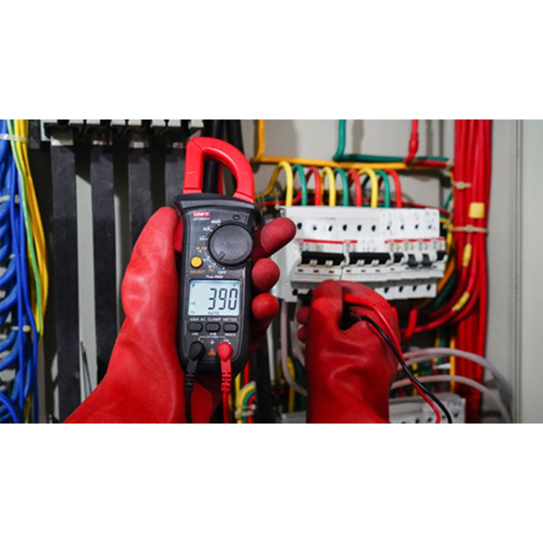 UNI-T UT200A+ Digital Clamp Meter