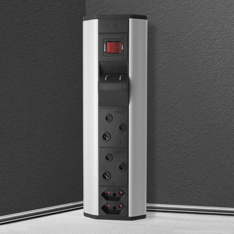 Veti Aluminium Multi Adaptor with Dual RSA, Dual V-Slim & Dual USB